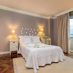 Luminoso Cerca Playa Sardinero Con Parking Privado * Santander