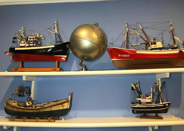 Luminoso Cerca Playa Sardinero Con Parking Privado *