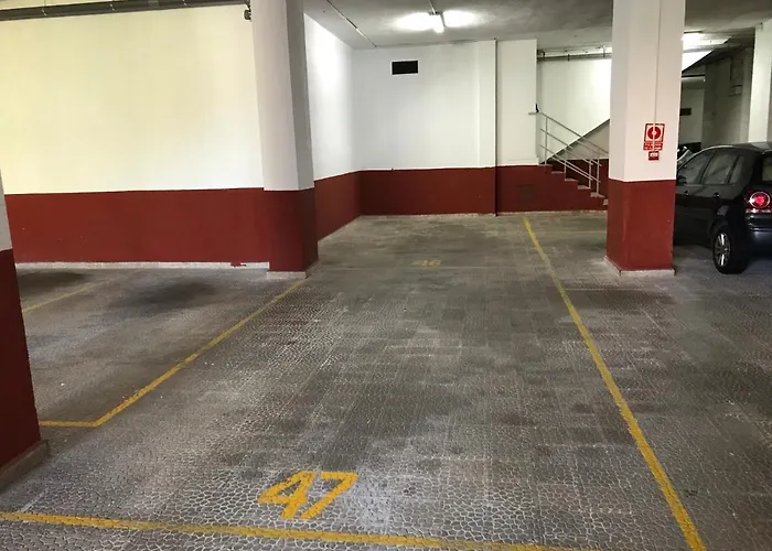 Apartmán Luminoso Cerca Playa Sardinero Con Parking Privado *