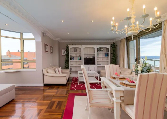 Apartmán Luminoso Cerca Playa Sardinero Con Parking Privado *