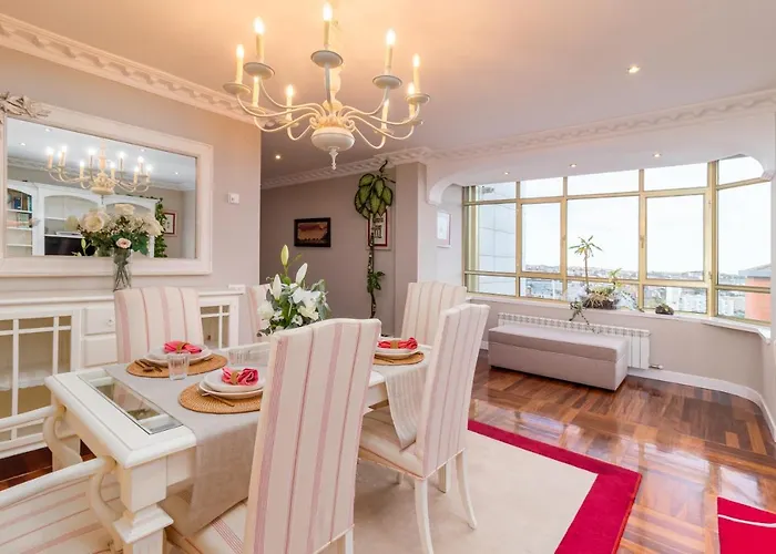 Luminoso Cerca Playa Sardinero Con Parking Privado Santander