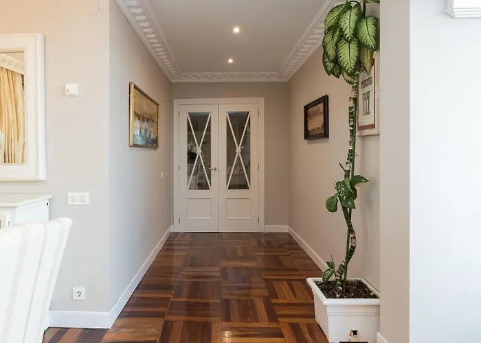 Apartment Luminoso Cerca Playa Sardinero Con Parking Privado