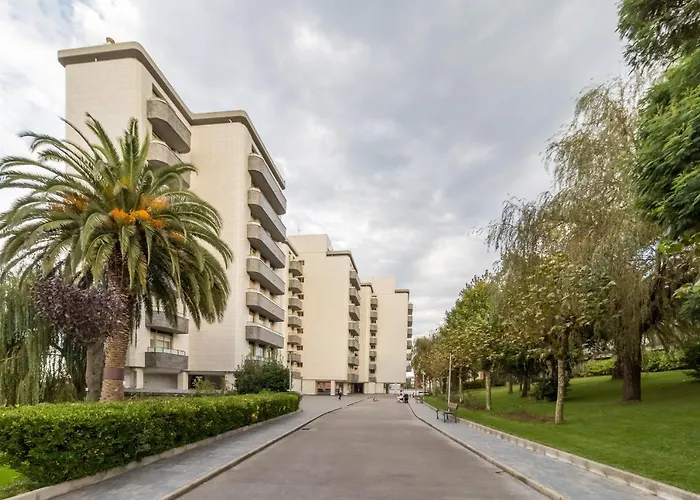 Luminoso Cerca Playa Sardinero Con Parking Privado * Santander