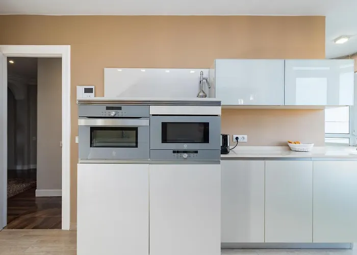 Luminoso Cerca Playa Sardinero Con Parking Privado Apartmán Santander