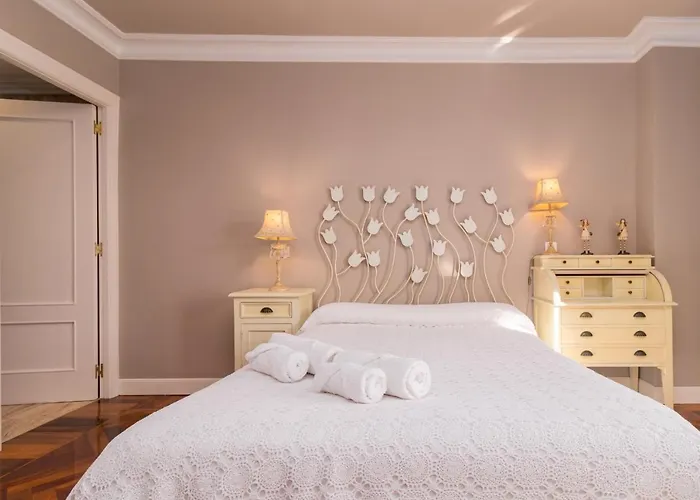 Luminoso Cerca Playa Sardinero Con Parking Privado * Santander