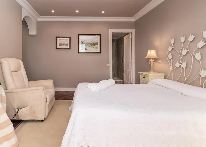 Apartmán Luminoso Cerca Playa Sardinero Con Parking Privado *