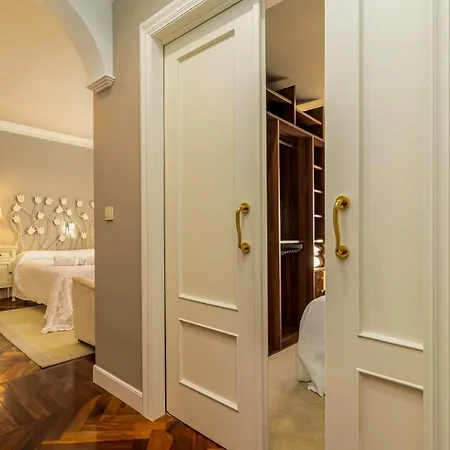 Luminoso Cerca Playa Sardinero Con Parking Privado *