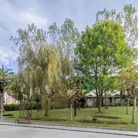 Luminoso Cerca Playa Sardinero Con Parking Privado * 桑坦德